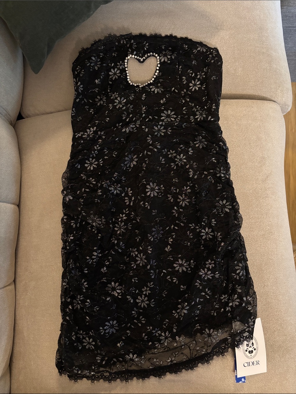 Cider Black Lace Strapless Dress with Jewel Heart Cutout